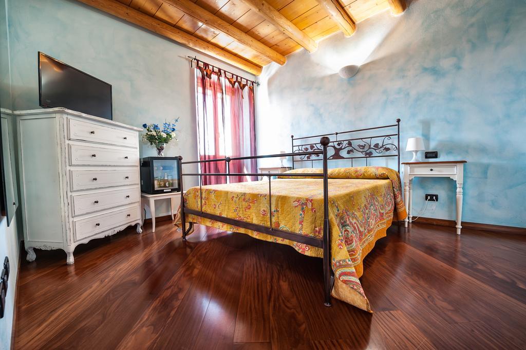 Villa Pace Pozzolengo Kamer foto