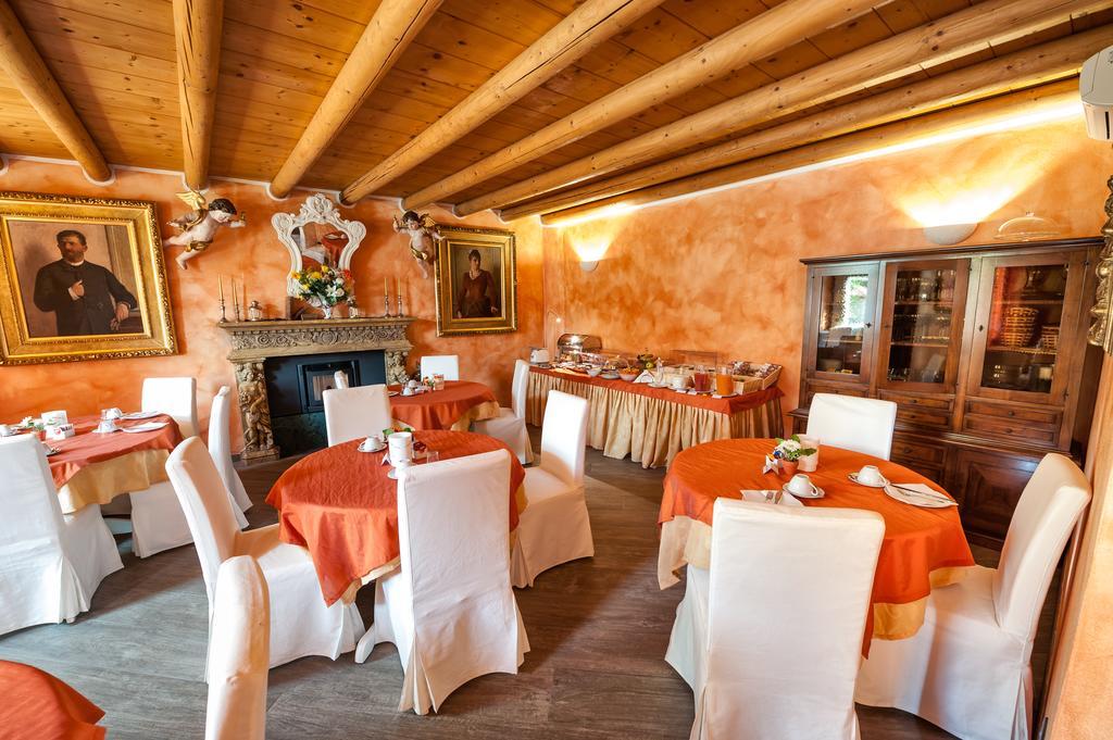Villa Pace Pozzolengo Buitenkant foto